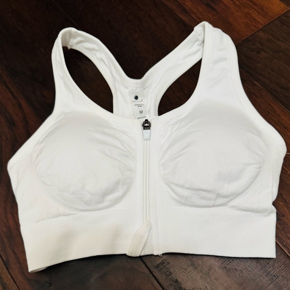 Yogalicious Katie Zip Padded Sports Bra White Size Medium NWOT - Picture 3 of 7